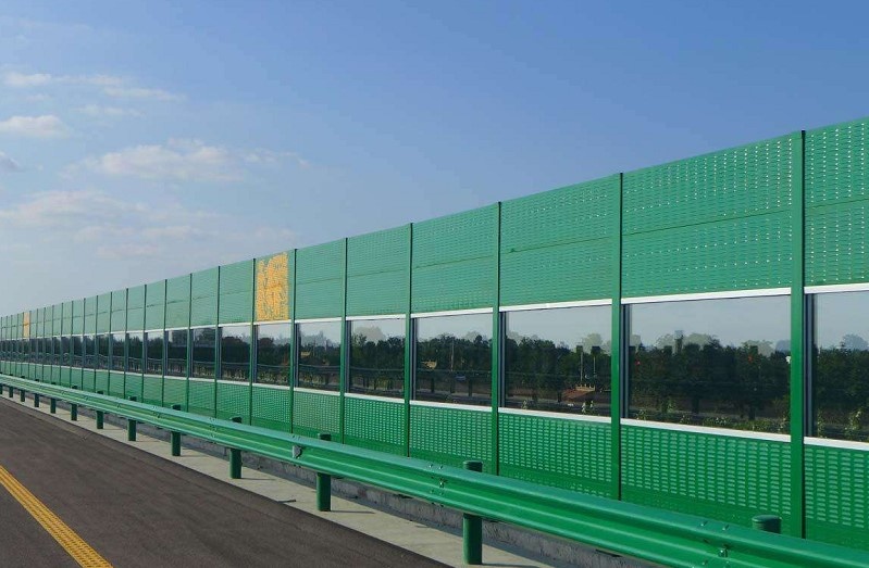 【昊天集团】高速桥梁三横梁波型护栏板价格,公路镀锌波形护栏板厂家